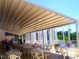 PERGOLE PENTRU RESTAURANTE SI TERASE